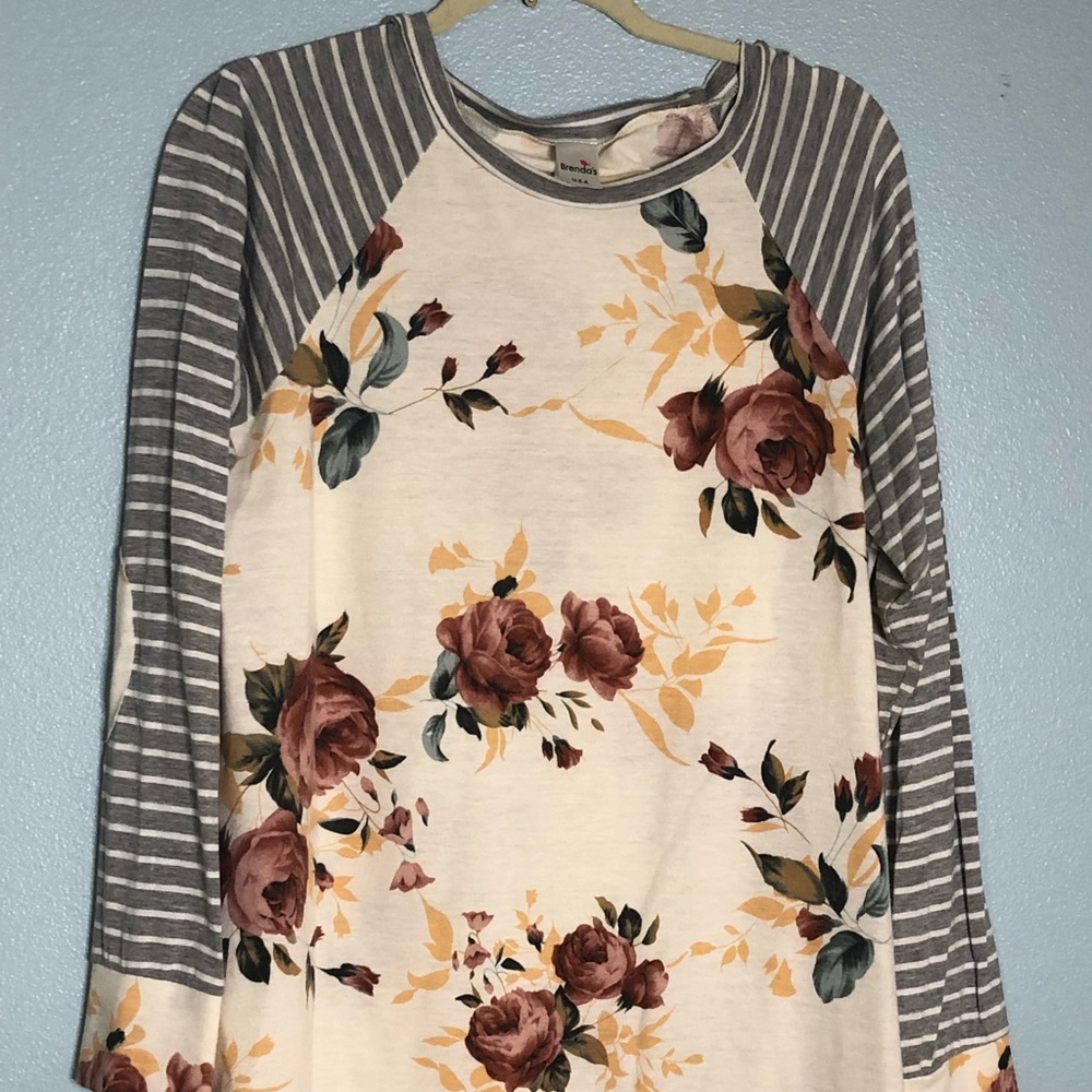 Women’s L/XL top